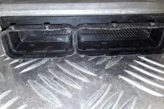 0281001670 Блок управления двигателем Opel Astra J Арт e12765264, вид 3