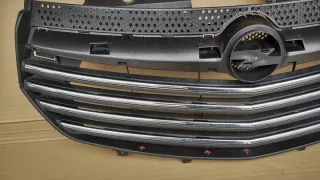 623105615R 93450928 Решетка радиатора Opel Vivaro B Арт e12763045, вид 4