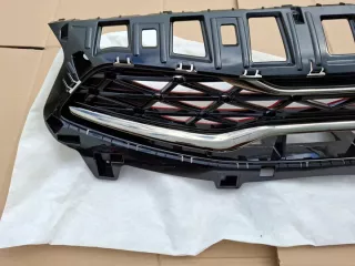86350-J7LA0 Решетка радиатора Mazda 2 DE Арт e12762404, вид 2