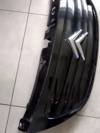 9812063477 Решетка радиатора Citroen C3 3 Арт e12761597, вид 2