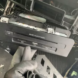 8W0xxx536455169GC Блок навигации Audi A4 B9 Арт e12758074, вид 1