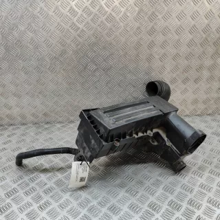 3C0129607BE Корпус воздушного фильтра Volkswagen Passat B7 Арт e12757217, вид 3