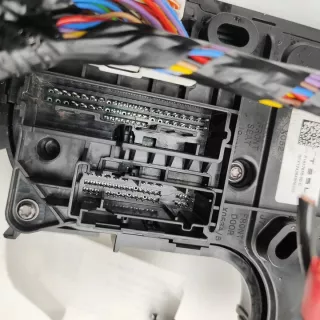 165765000C Блок комфорта Tesla model Y Арт e12755026, вид 5