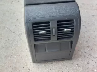 3C0864207 3CO864207 Подлокотник Volkswagen Passat B7 Арт e12751502, вид 3
