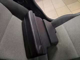 2007-2014 Подлокотник Skoda Fabia 2 Арт e12751359, вид 1