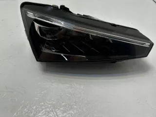 657941016A Фара правая Skoda Scala Арт e12736966, вид 1