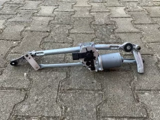 697826304 61617161711 Механизм стеклоочистителя (трапеция дворников) BMW 3 E90/E91/E92/E93 Арт e12729445, вид 1