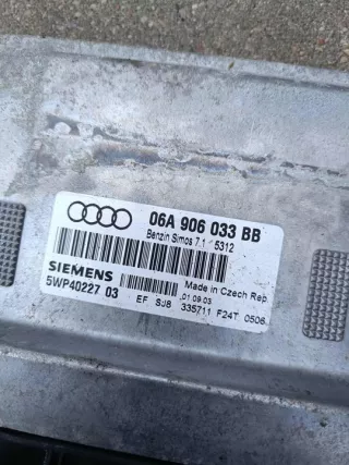 06A906033BB Блок управления двигателем Audi A3 8P Арт e12726551, вид 2