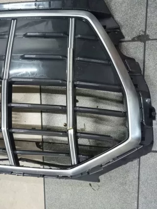 80A853651 80A853651AH, Решетка радиатора Audi Q5 2 Арт e12725774, вид 3