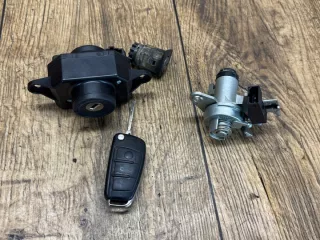 4F0909131E 4F0910131E Замок зажигания Audi A6 C6 (S6,RS6) Арт e12716544, вид 1