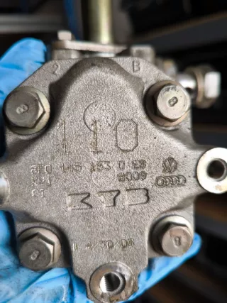 8E0145153D Насос гидроусилителя руля Audi A4 B7 Арт e12715709, вид 2