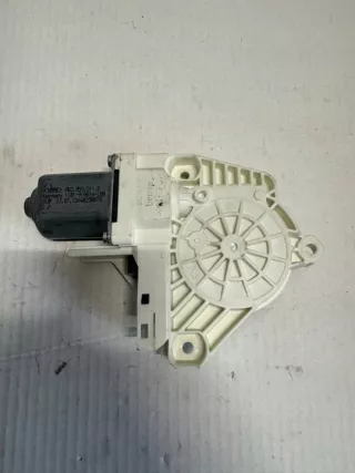 8K0959811A Моторчик стеклоподъемника Audi A4 B8 Арт e12713721, вид 1