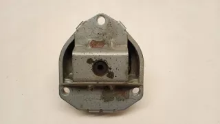 2010-2011 68103111AB 68103111 Подушка крепления КПП Jeep Grand Cherokee IV (WK2) Арт e12710944, вид 2