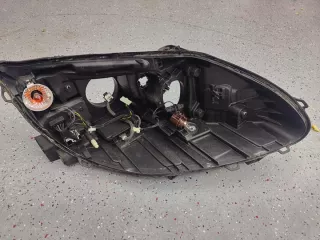 89901837 Фара правая Renault Laguna 3 Арт e12709619, вид 1