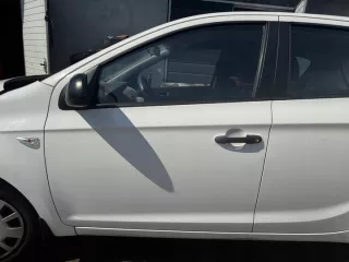 2008-2014 Дверь передняя левая Hyundai i20 1 Арт e12705809, вид 1