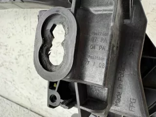 4M0805594D Передняя панель крепления облицовки (телевизор) Audi Q7 4M Арт e12703541, вид 4