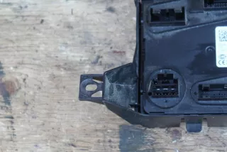 8W0907064BA Блок предохранителей Audi A4 B9 Арт e12695936, вид 3