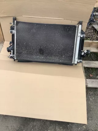 16457024 13360890 Радиатор (основной) Opel Zafira C Арт e11910857, вид 1