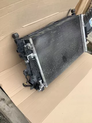 16457024 13360890 Радиатор (основной) Opel Zafira C Арт e11910857, вид 3