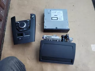 8V0035864A Блок навигации Audi A3 8V Арт e11728197, вид 1