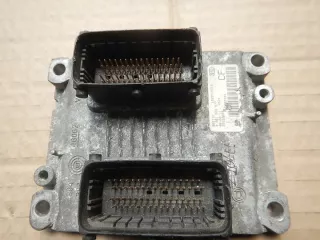 0261208977 55559857 Блок управления двигателем Opel Astra H Арт e11654417, вид 2