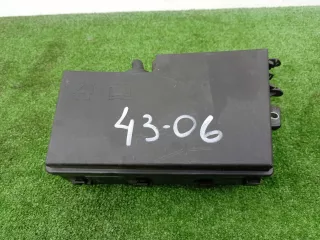 AV6T14A067AD,AV6T14A142AB Блок предохранителей Lincoln MKC Арт 00297420, вид 1