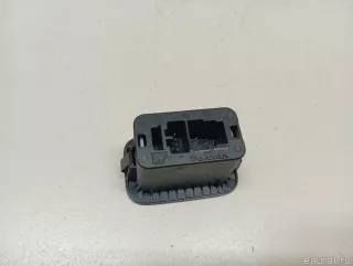 LR040338 Кнопка закрывания багажника Jaguar XE 1 restailing Арт E23746452, вид 3