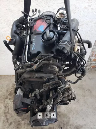 BXE,BKC,BLS Двигатель Volkswagen Passat B6 Арт 52397_1, вид 5