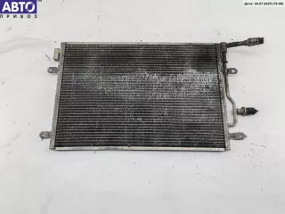 8E0260401B Радиатор охлаждения (конд.) Audi A4 B6 Арт 55070117