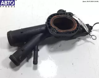 03L121131AA Фланец (тройник) системы охлаждения Volkswagen Caddy 3 Арт 55141028, вид 2