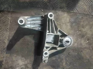 7700845748 Кронштейн двигателя   Renault Laguna 1 2.0л Арт RL1446, вид 2
