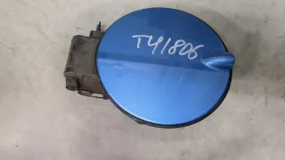 1537777,8M51F405A02BAXWAA,1563211,8M51A27936AB Лючок бензобака синий Ford Focus 2 restailing Арт 9405365, вид 1