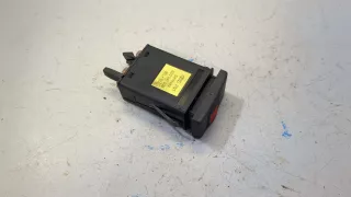  Кнопка аварийки Audi A4 B5 Арт 20453867, вид 1