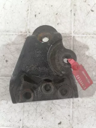 PJ5PCD450 Кронштейн двигателя Kia Sportage 4 Арт 2-89736, вид 1