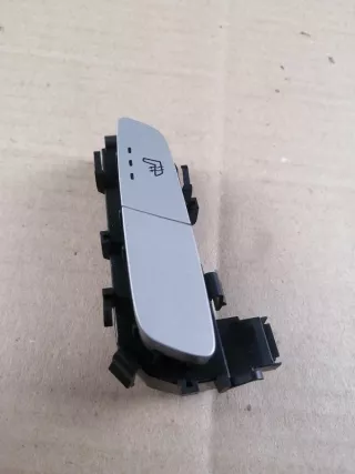 A21390504047N49 Кнопка обогрева сидения Mercedes E W213 Арт 2-156840, вид 2