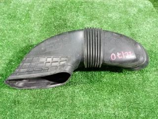 13713428066 Воздухозаборник BMW X3 E83 Арт 2-560782, вид 1