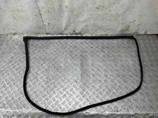 6786233090 Уплотнитель Toyota Camry XV50 Арт 2-680939, вид 1