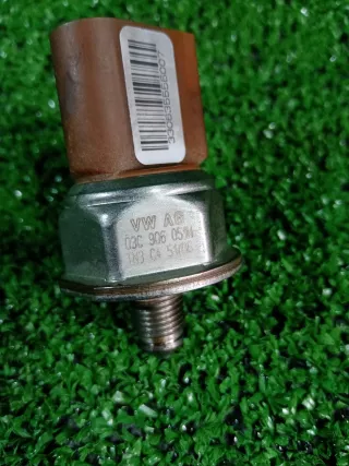 03C906051H Датчик давления топлива Volkswagen Golf 5 Арт 2-967607, вид 4
