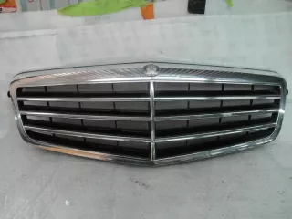  Решетка радиатора Mercedes E W212 Арт AL17624645046, вид 1