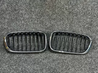 7371747 Решетка радиатора BMW 1 F20/F21 Арт AL17656174654, вид 1