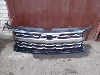  Решетка радиатора Chevrolet Tahoe 4 Арт AL17660939017, вид 1