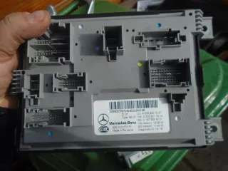 A2059007037 Блок комфорта Mercedes C W205 Арт AL17626159453, вид 1