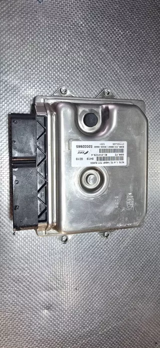 52032665 Блок управления двигателем Alfa Romeo Mito Арт AL17623773194, вид 1