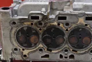 9684504780 Клапанная крышка Peugeot 208 Арт AL17637859401, вид 8