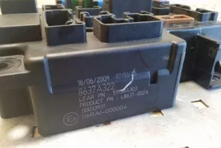 8637A322 Короб предохранителей Peugeot 4007 Арт AL17593769492, вид 3
