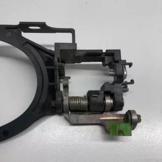 Кронштейн ручки Mitsubishi Lancer 10 2009г. 5716A307 - Фото 5