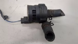 1745067JA0 Насос антифриза (помпа) Suzuki Grand Vitara JT Арт 20431752, вид 1