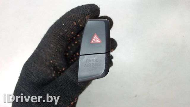 Кнопка аварийной сигнализации Audi A4 B8 2009г.  - Фото 1