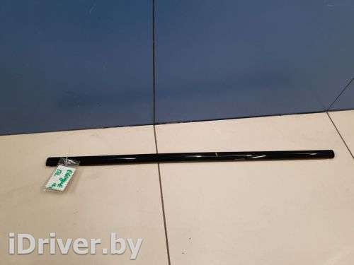 Молдинг стекла передней левой двери Land Rover Evoque 2 2011г. LR027210 - Фото 1