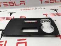 Накладка декоративная центральной консоли Tesla model S 2015г. 1024237-03-C,1065900-12-C,1002362-00-C - Фото 2